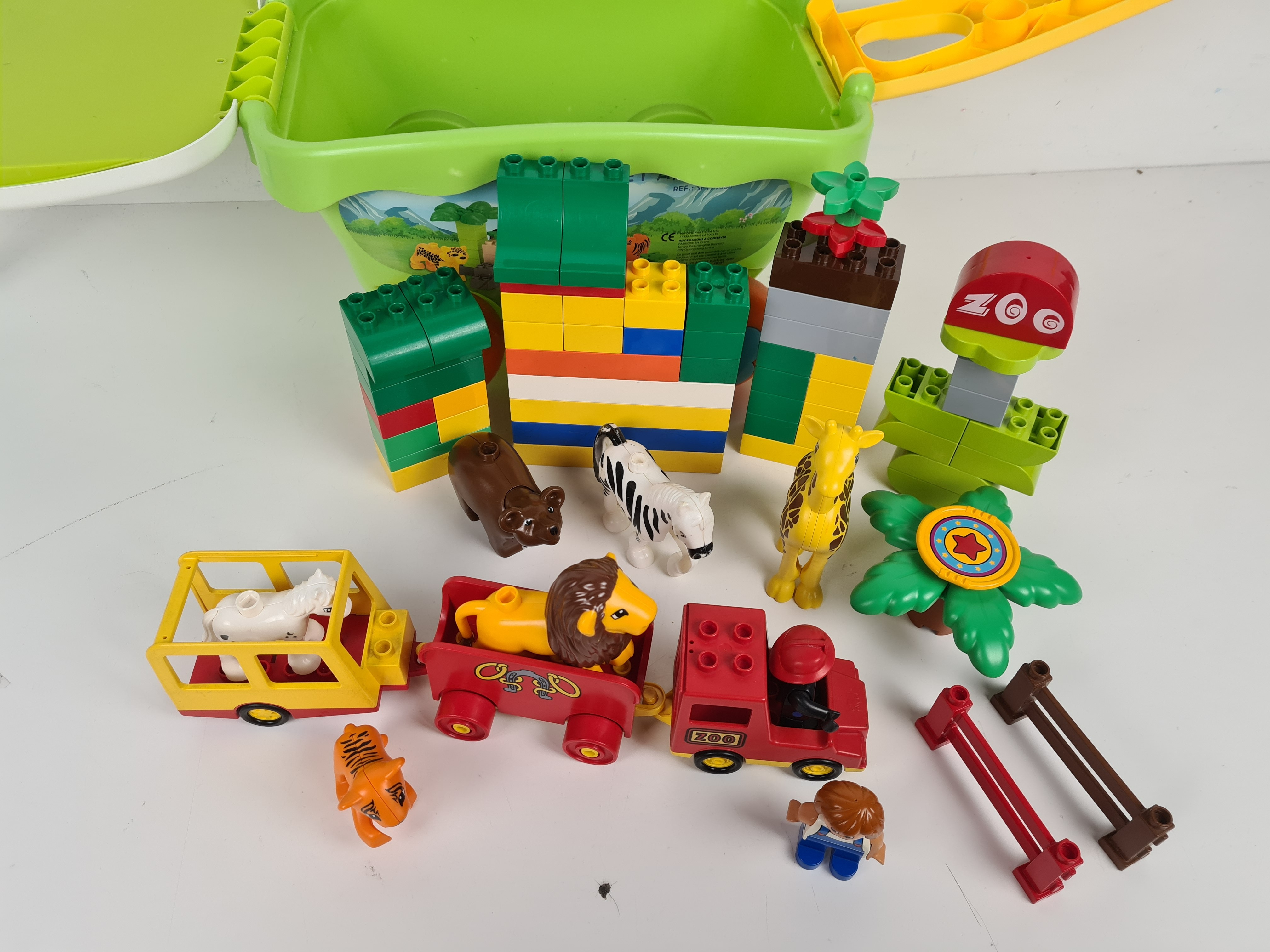 Jeu de construction - Chariot avec blocs et animaux - 3 ans + Bon état - Vue 8 - 